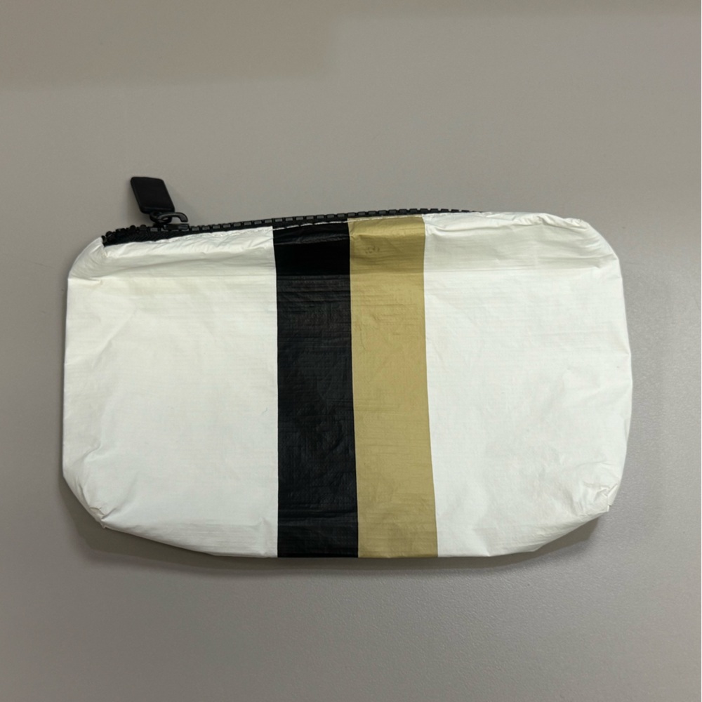 Aloha Collection Mini Pouch - Picture 4 of 6